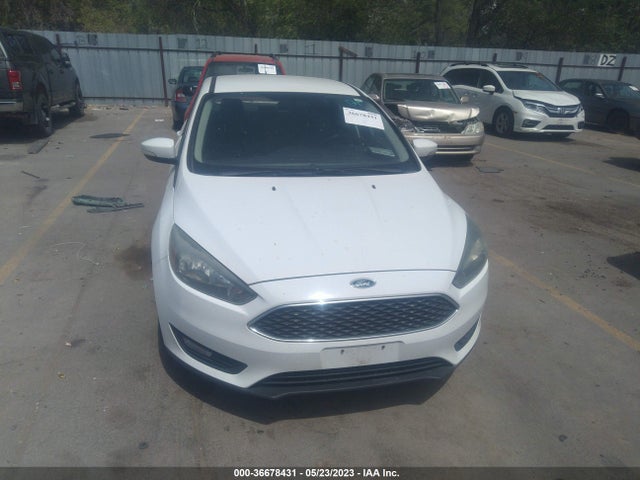 Ford FOCUS SE 2015 1FADP3F20FL375200 Image 7