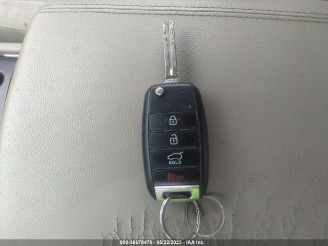 KNDMA5C1XG6124624 KIA Sedona L