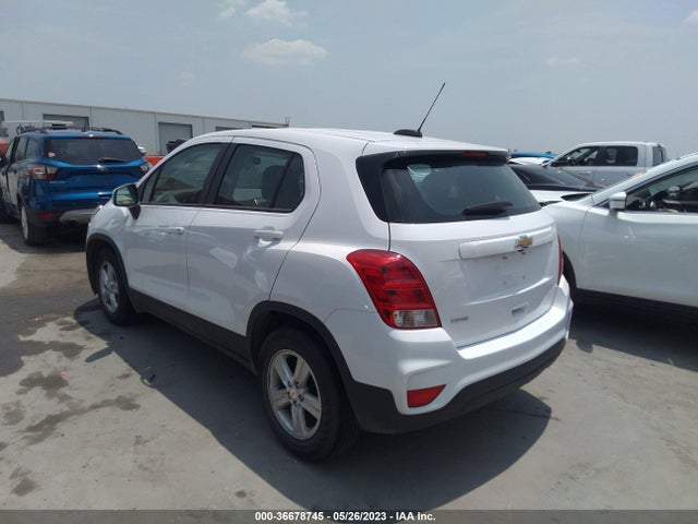 Chevrolet TRAX LS 2019 3GNCJKSB2KL391119 Image 3