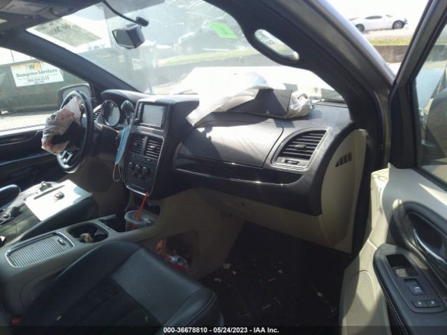 2C4RDGCGXHR858445 Dodge Grand Caravan Sxt