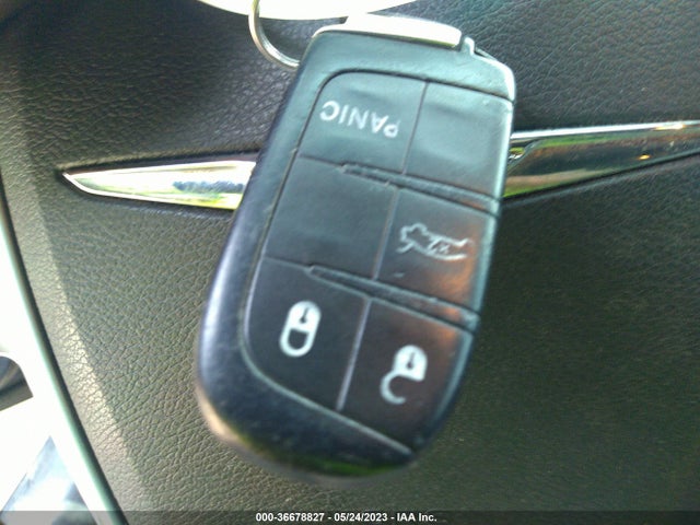 2C3CCAAG5EH160114 Chrysler 300