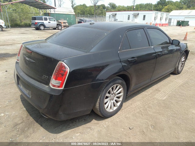 2C3CCAAG5EH160114 Chrysler 300