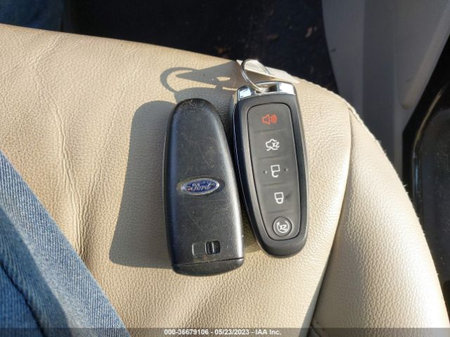 1FADP5FU7HL100116 Ford C-max Energi Titanium