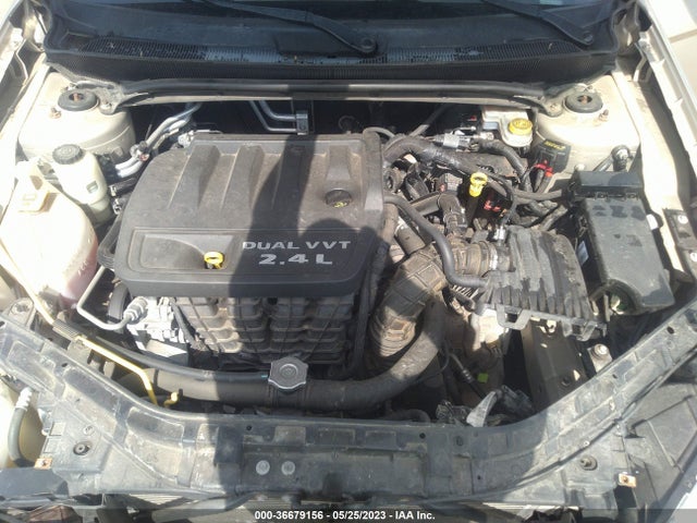 1C3CCBBB4EN179785 Chrysler 200 Touring