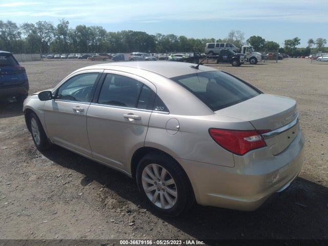 1C3CCBBB4EN179785 Chrysler 200 Touring
