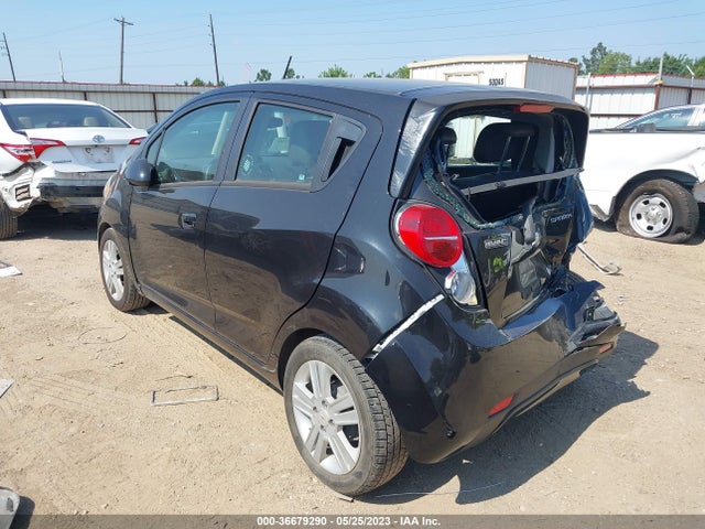 Chevrolet SPARK LS 2015 KL8CB6S92FC736878 Image 4