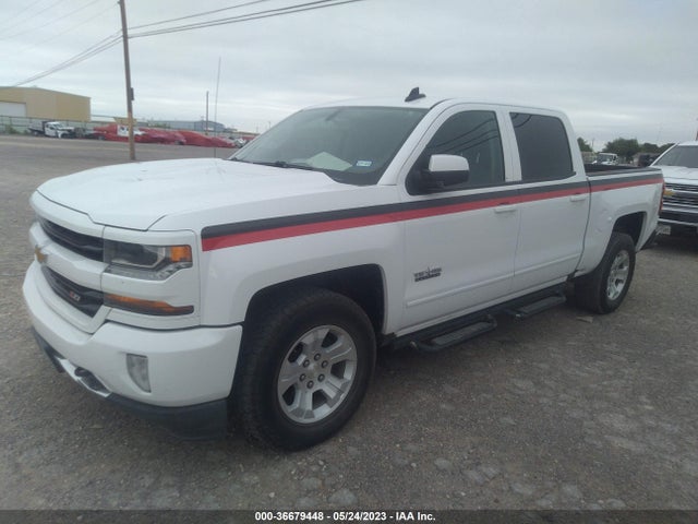 2017 Chevrolet Silverado 1500, VIN: 3GCUKREC5HG461432