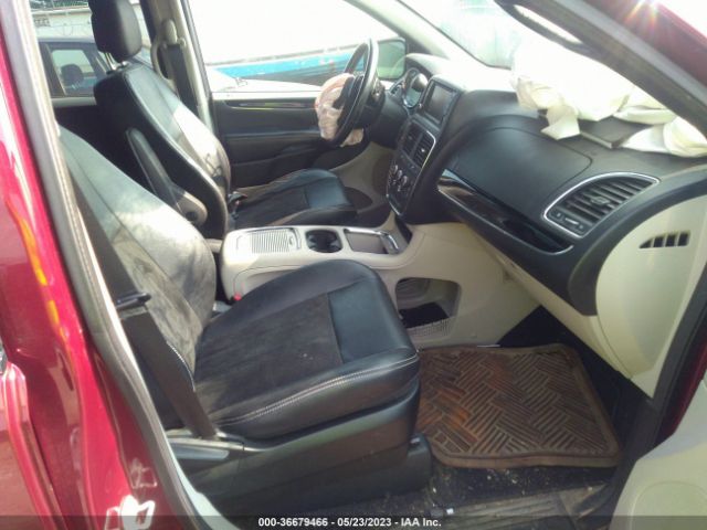 2C4RDGCG3KR611968 Dodge Grand Caravan Sxt
