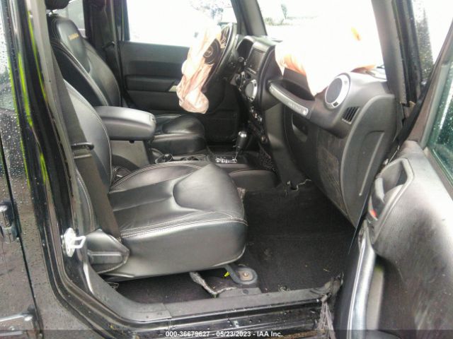 1C4BJWEG7FL591899 Jeep Wrangler Unlimited Sahara
