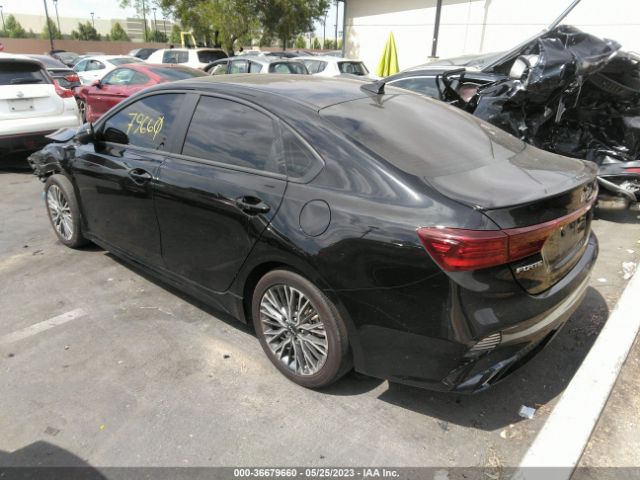 3KPF54AD3NE502875 KIA Forte Gt-line