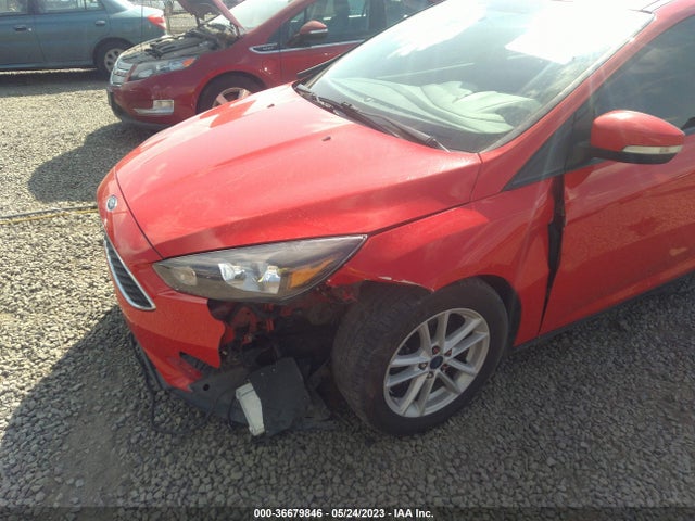Ford FOCUS SE 2017 1FADP3F2XHL225663 Image 8