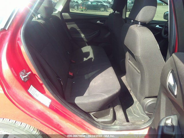 Ford FOCUS SE 2017 1FADP3F2XHL225663 Image 10