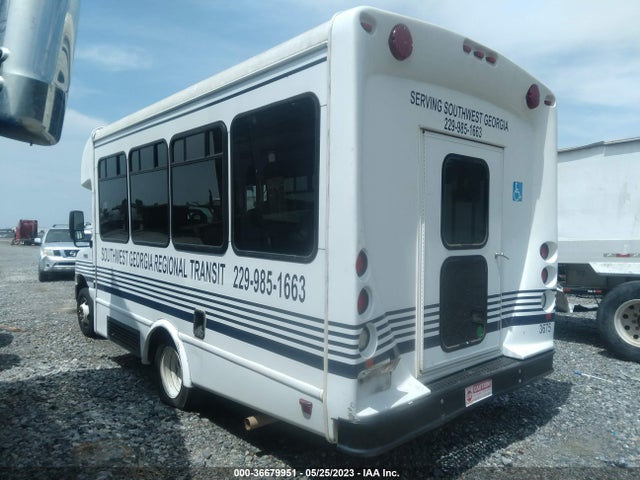 2017 FORD E-SERIES CUTAWAY 1FDEE3FS9HDC32078 Photo 2