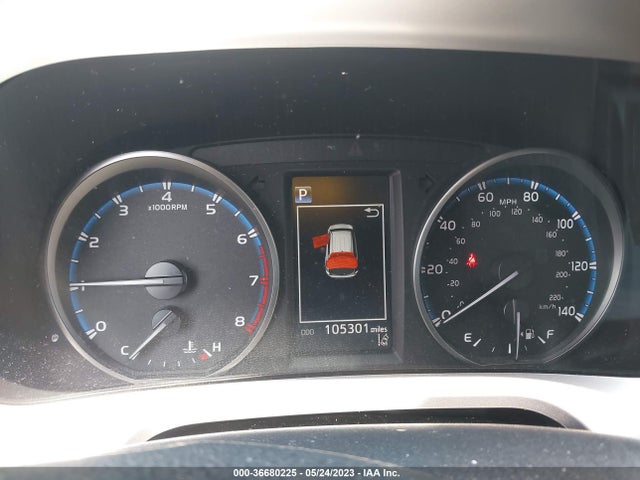 Toyota RAV4 LE 2018 JTMBFREV9JJ740982 Image 8