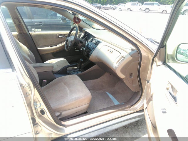 2001 HONDA ACCORD SDN LX VIN: JHMCG56451C028505