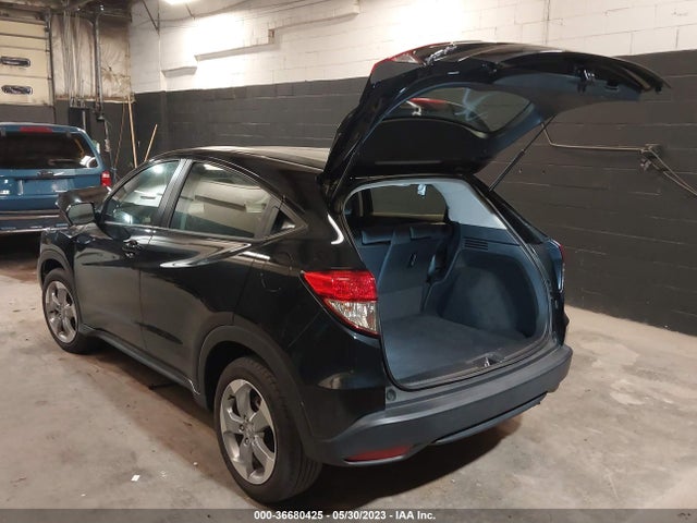 Honda HR-V LX 2019 3CZRU6H39KG712528 Image 3