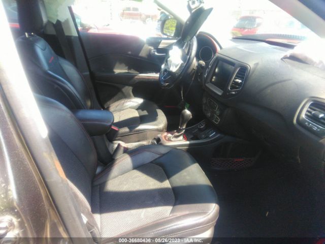3C4NJDDBXKT795389 Jeep Compass Trailhawk