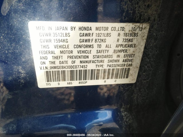 2013 HONDA FIT VIN: JHMGE8H30DC077452