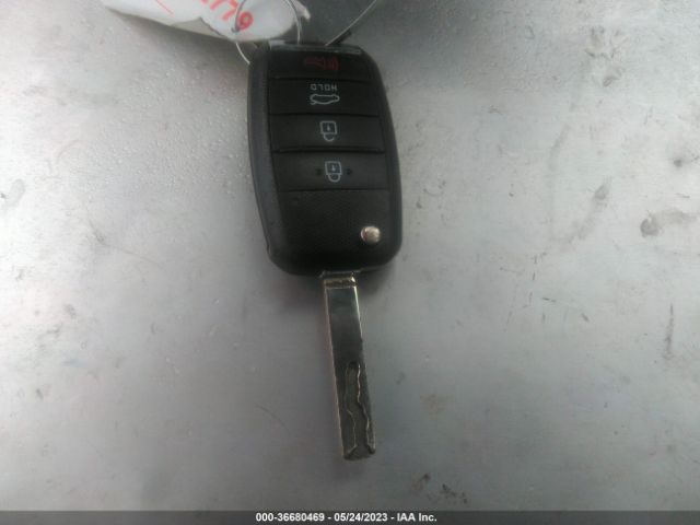 5XXGT4L37JG192942 KIA Optima Lx