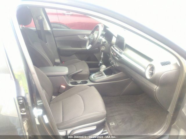 3KPF24AD7ME387186 KIA Forte Lxs