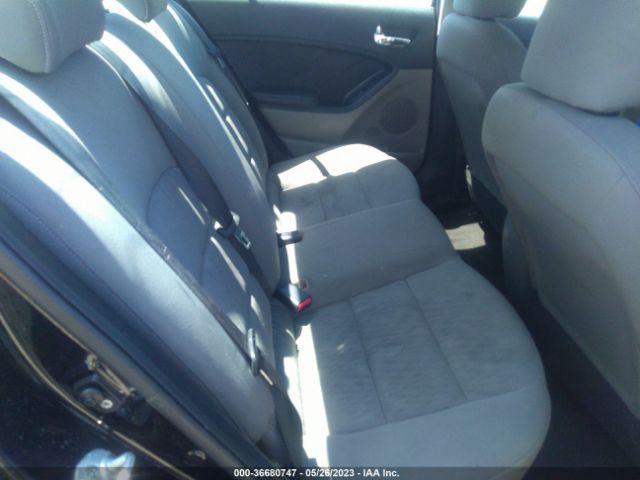 KNAFK4A60E5146002 KIA FORTE LX