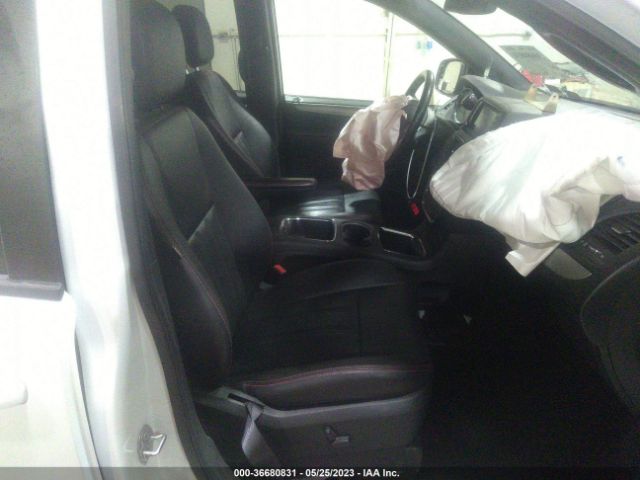 2C4RDGEGXKR563303 Dodge Grand Caravan Gt