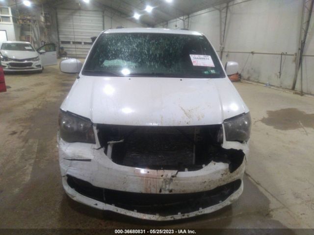 2C4RDGEGXKR563303 Dodge Grand Caravan Gt