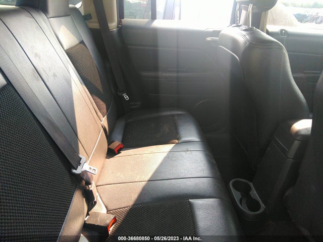 1C4NJRBB5GD683886 Jeep Patriot Sport Se