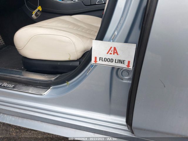 W1KUG8DB2LA552708 Mercedes-Benz S-class S 560
