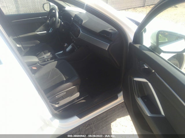 WA1AECF32L1038606 Audi Q3 PREMIUM