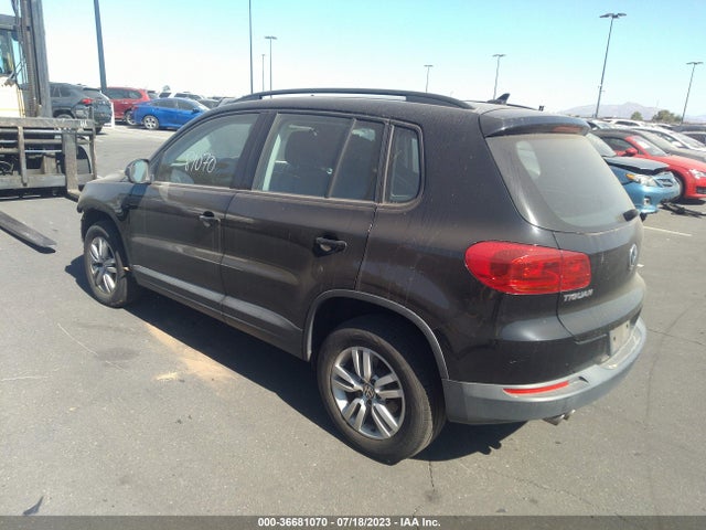 WVGAV7AX0HK016317 Volkswagen TIGUAN S