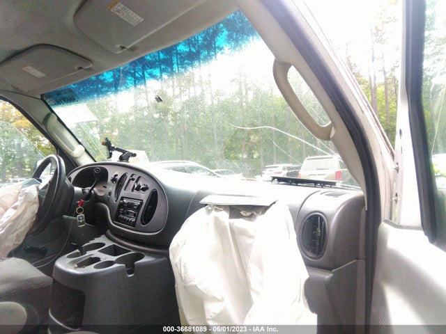 2005 FORD ECONOLINE CARGO VAN VIN: 1FTRE14W05HB25845