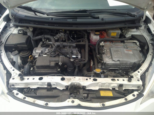 Toyota Prius C One/three/two/four 2014 JTDKDTB33E1559243 Image 11