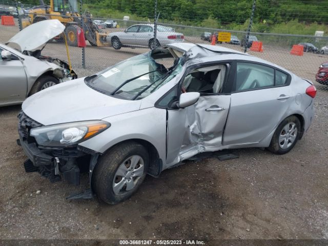 KNAFK4A66G5554426 KIA FORTE LX