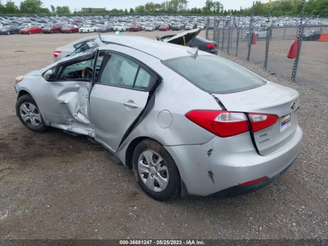 KNAFK4A66G5554426 KIA FORTE LX