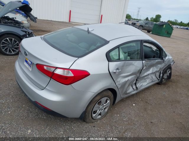 KNAFK4A66G5554426 KIA FORTE LX