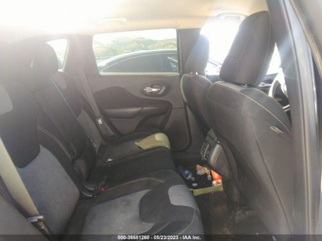 1C4PJMAB3GW102418 Jeep Cherokee Sport