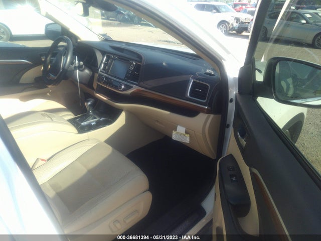 2018 Toyota Highlander, VIN: 5TDDGRFH2JS051156