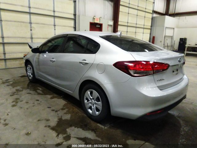 3KPFK4A75JE246400 KIA FORTE LX