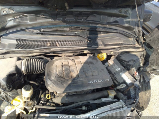 2C4RC1HGXFR506049 Chrysler Town & Country S