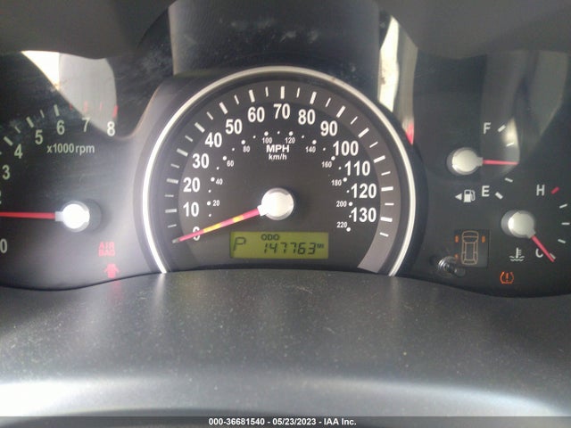 2007 KIA SEDONA LX VIN: KNDMB233576115844