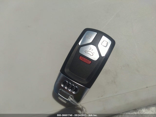 2021 Audi A4, VIN: WA18AAF46MA085632