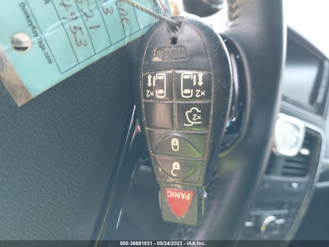 2C4RC1HGXER174614 Chrysler Town & Country S