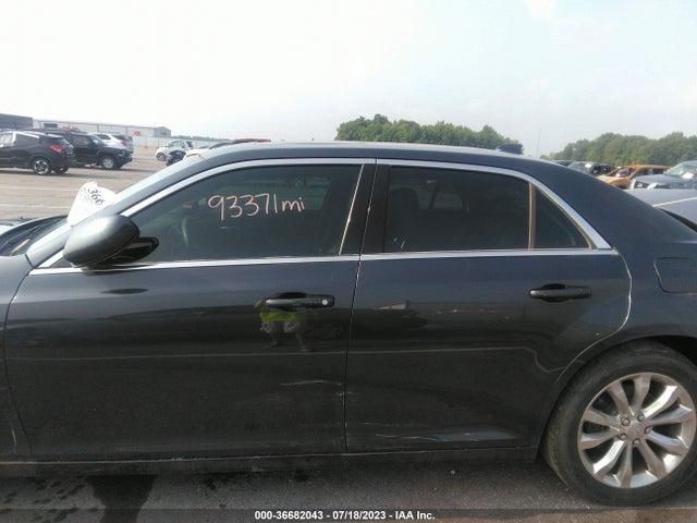 Chrysler 300 Anniversary Edition 2016 2C3CCARG0GH296514 Image 14