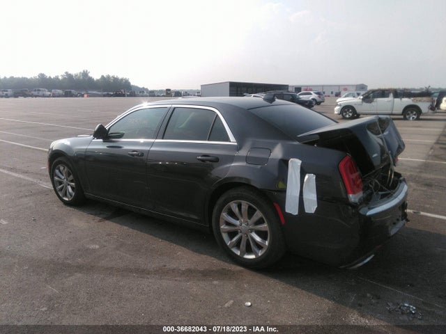 Chrysler 300 Anniversary Edition 2016 2C3CCARG0GH296514 Image 3