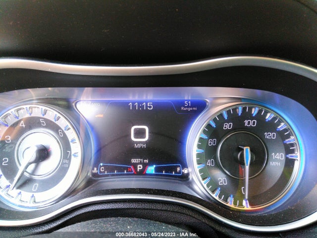 Chrysler 300 Anniversary Edition 2016 2C3CCARG0GH296514 Image 7
