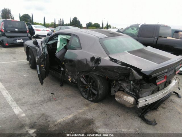 2C3CDZJG4KH743913 Dodge Challenger Gt