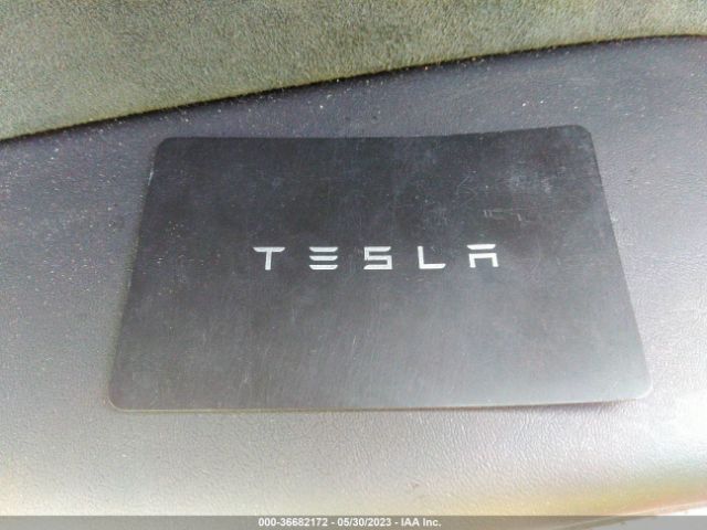 5YJYGDEE9MF266053 Tesla Model Y Long Range