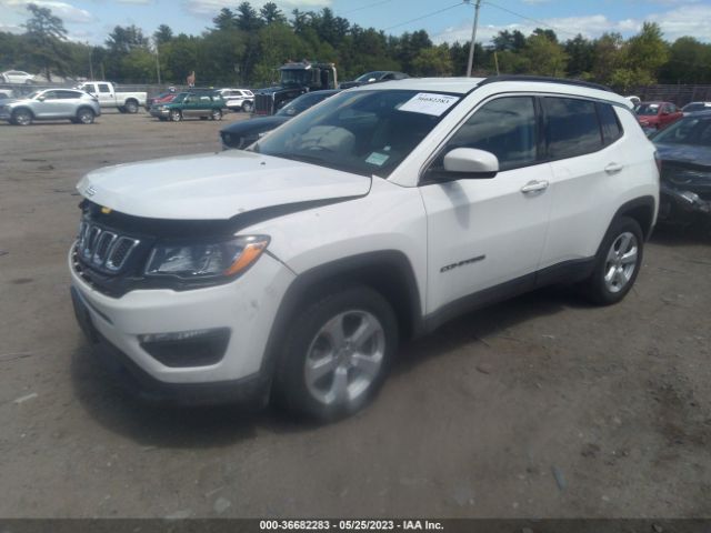 3C4NJDBB0KT593857 Jeep Compass Latitude