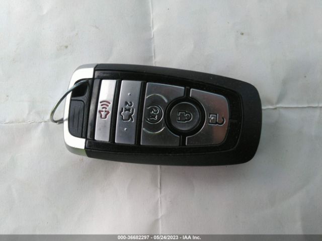 3FA6P0CD8KR260501 Ford FUSION SEL